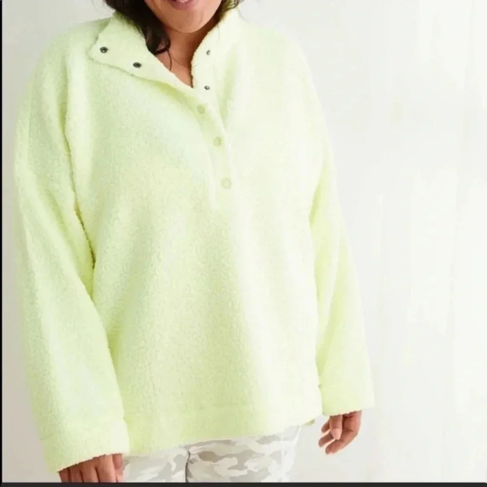 Aerie by American Eagle Neon Sherpa Pullover Oversize Sweater Hightlighter